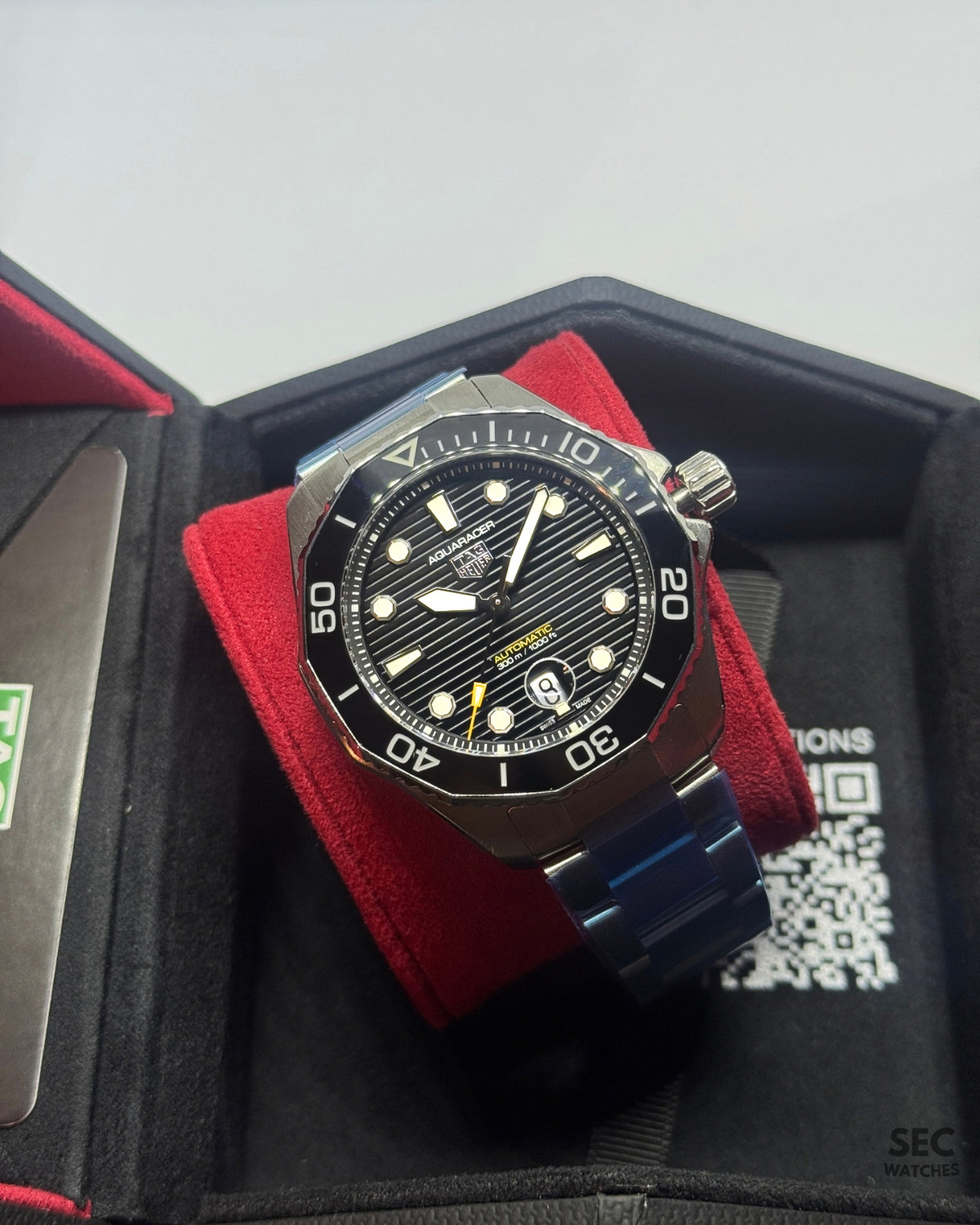 TAG Heuer Aquaracer Professional 300 Date - WBP201A.BA0632
